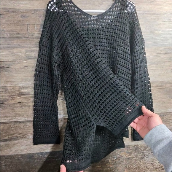 SHEIN Black Mesh Women's Sweater - Picture 5 of 8